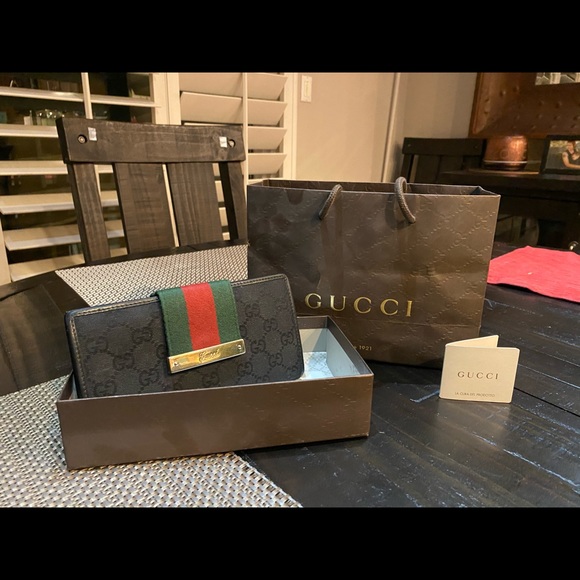 Gucci wallet